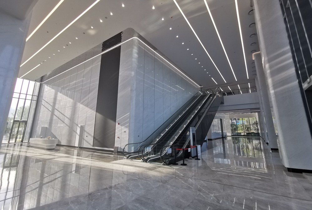 成都OPPO大厦大堂图